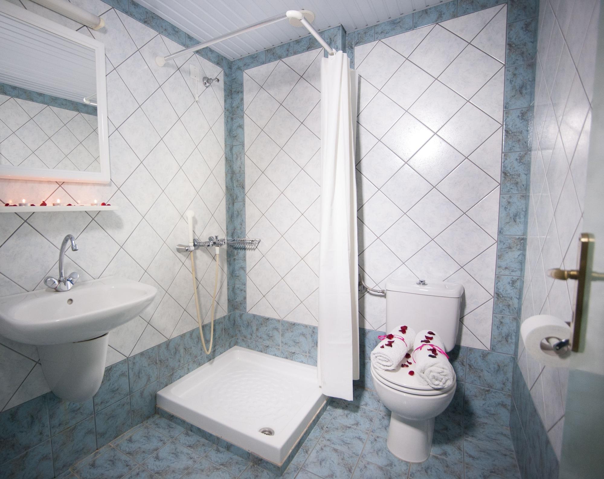 Theoni Apartments Малиа Экстерьер фото