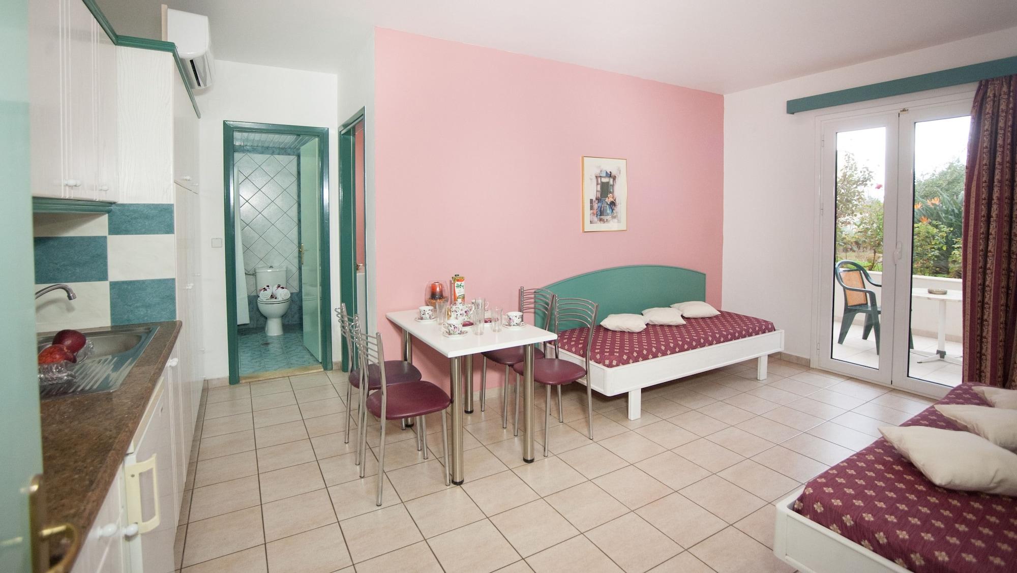 Theoni Apartments Малиа Экстерьер фото