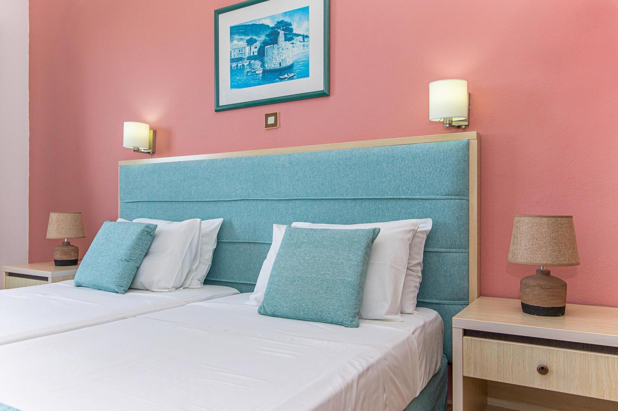 Theoni Apartments Малиа Экстерьер фото